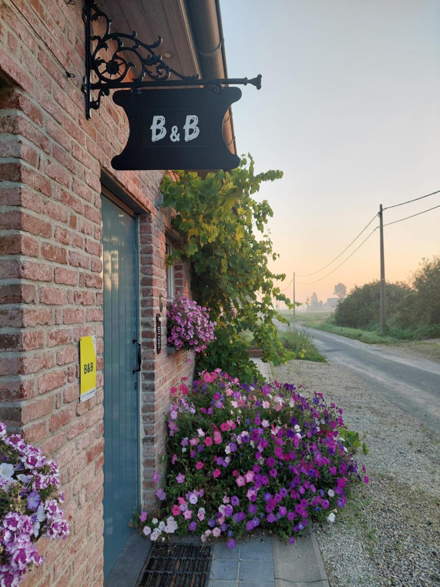 B&B Stefans Pottery Poperinge Esterno foto